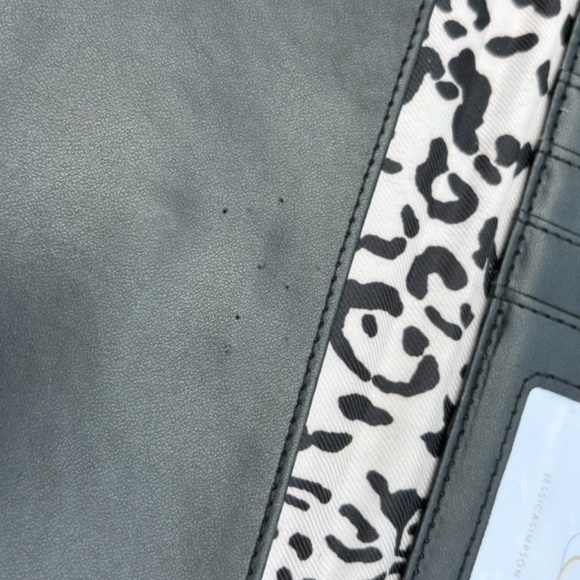 Jessica Simpson Bundle-Long Wallet NWOT & Crystal Gunmental Watch NWT - Picture 10 of 14